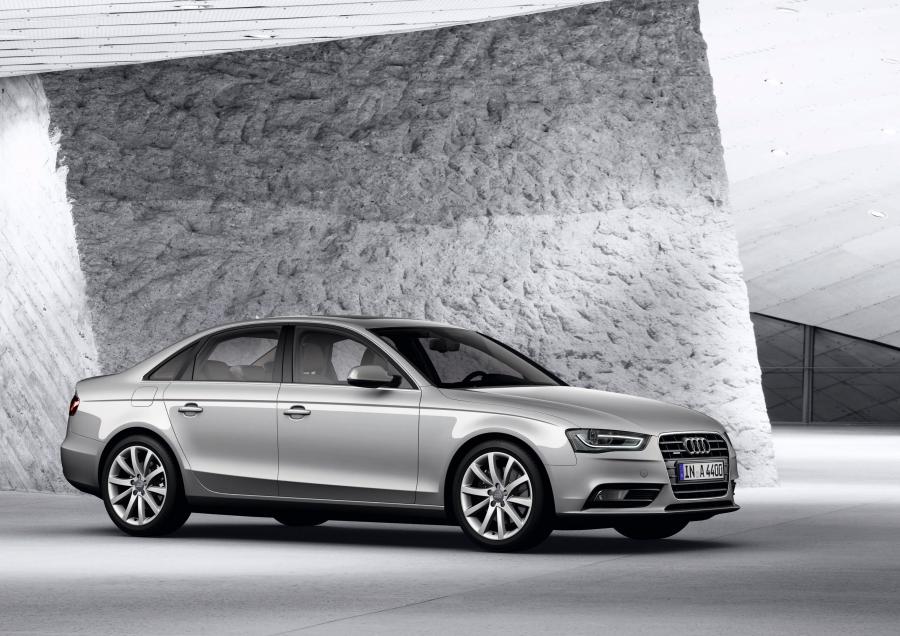  Audi A4 2.0T Quattro Sedan (B8, 8K) 2012 года  (фото 1 из 7)